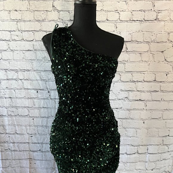 Lulus Dresses & Skirts - Lulus Sequin Party Mini dress Size Small Sadies Dance Homecoming School Dance